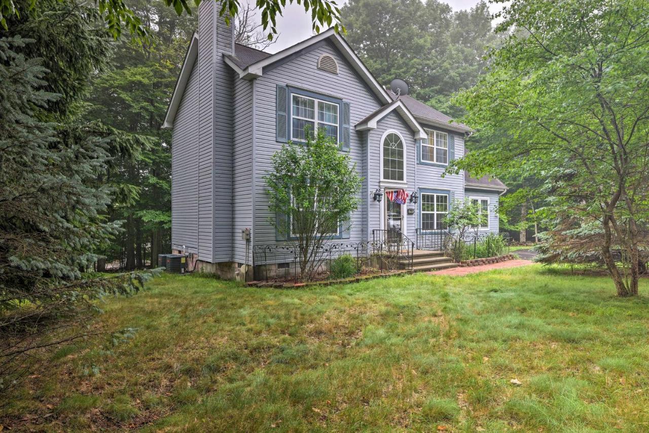 Spacious Tobyhanna Home With Lake Access And Fire Pit! Exterior foto